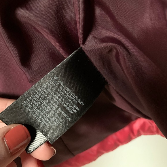 💕 Puffer Vest 💕 - Picture 3 of 5